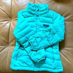 Mint green light weight puffer